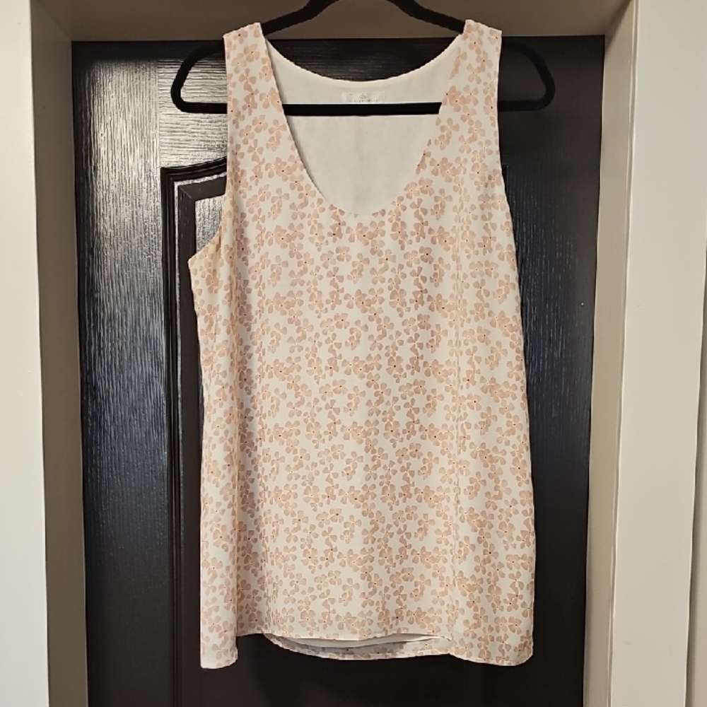 Women’s Sleeveless Scoop Neck Tank Top - Light Pink Floral